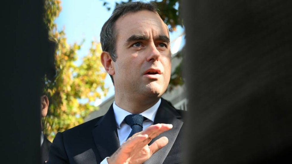 Λεκορνί